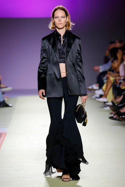 Look 55